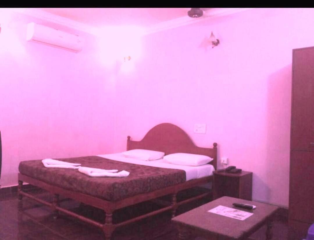 Sea Breeze Beach Resort Mahabalipuram Exterior photo